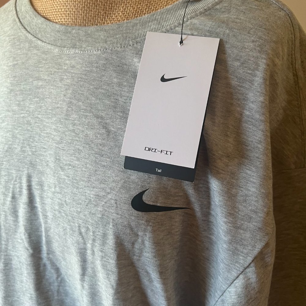Nike Dri-Fit Gray Tshirt